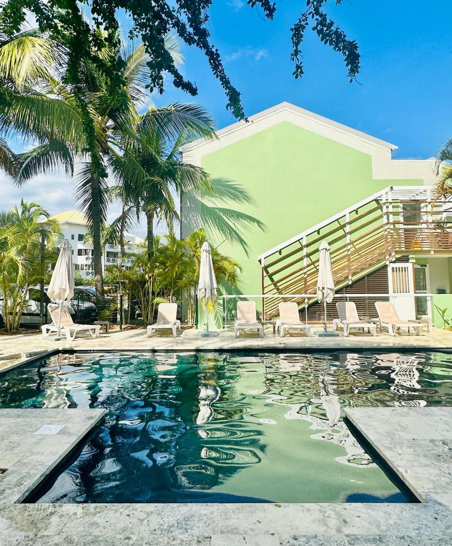 Residence Tropic Appart Hotel Saint-Gilles Les Bains Zewnętrze zdjęcie